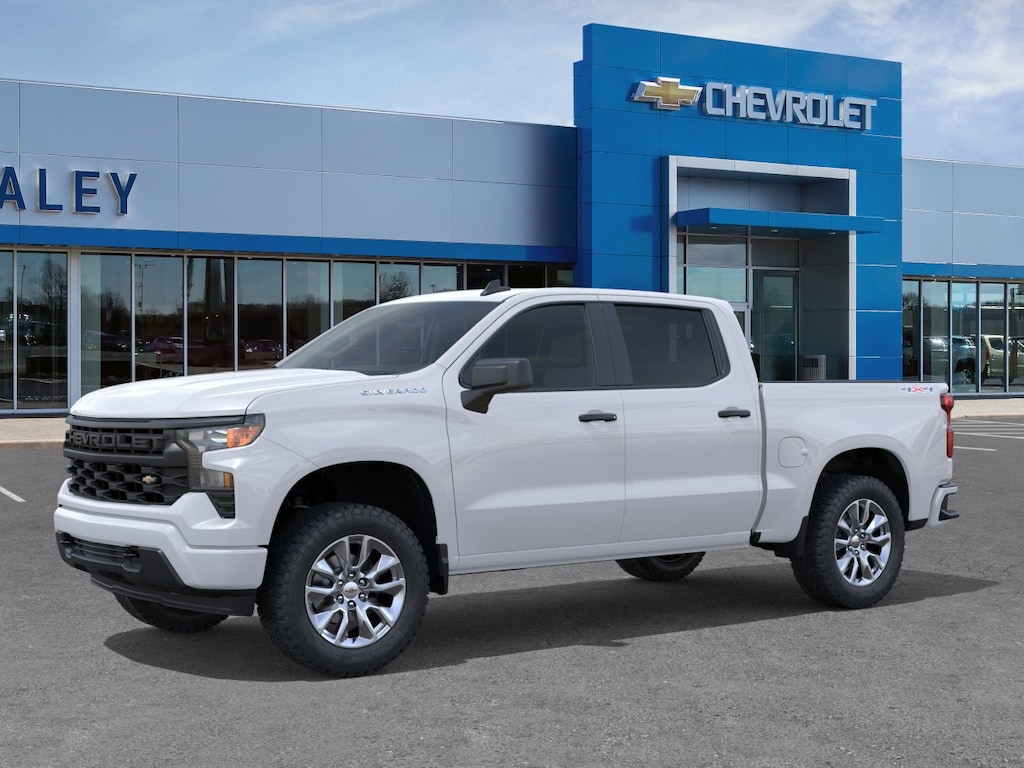 New 2026 Chevrolet Silverado 1500 Custom Truck Crew Cab