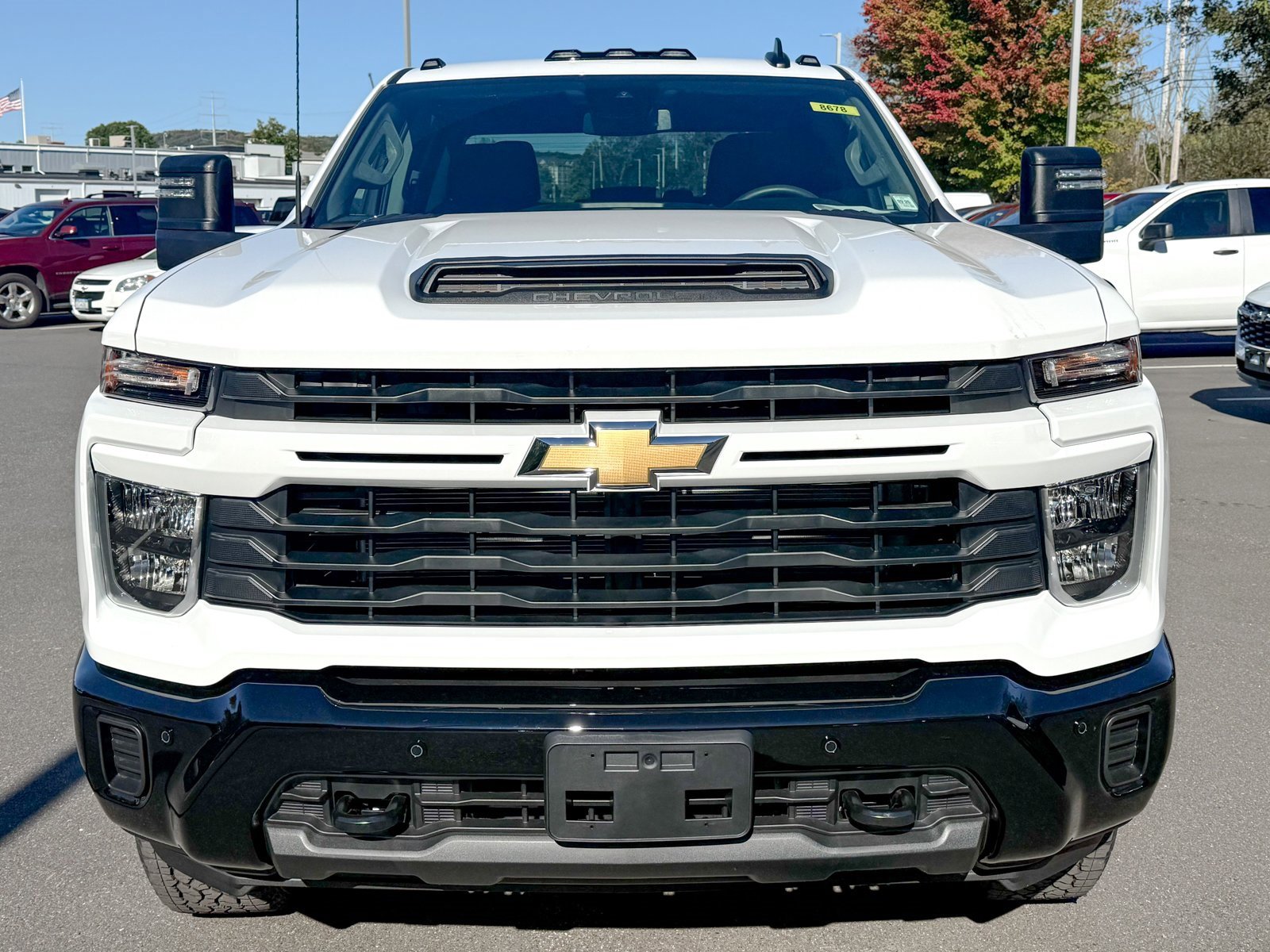 2026 Chevrolet Silverado 2500HD Custom photo 2