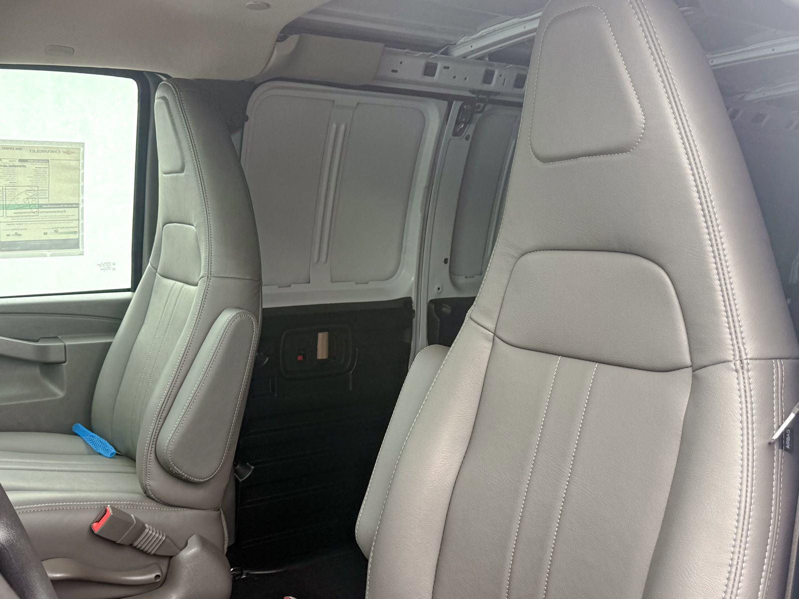 2026 Chevrolet Express Cargo Work Van - Photo 23