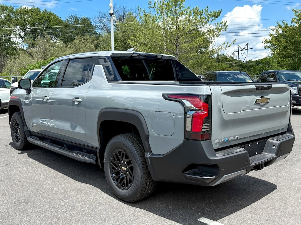 New 2025 Chevrolet Silverado EV LT - Extended Range Truck Crew Cab