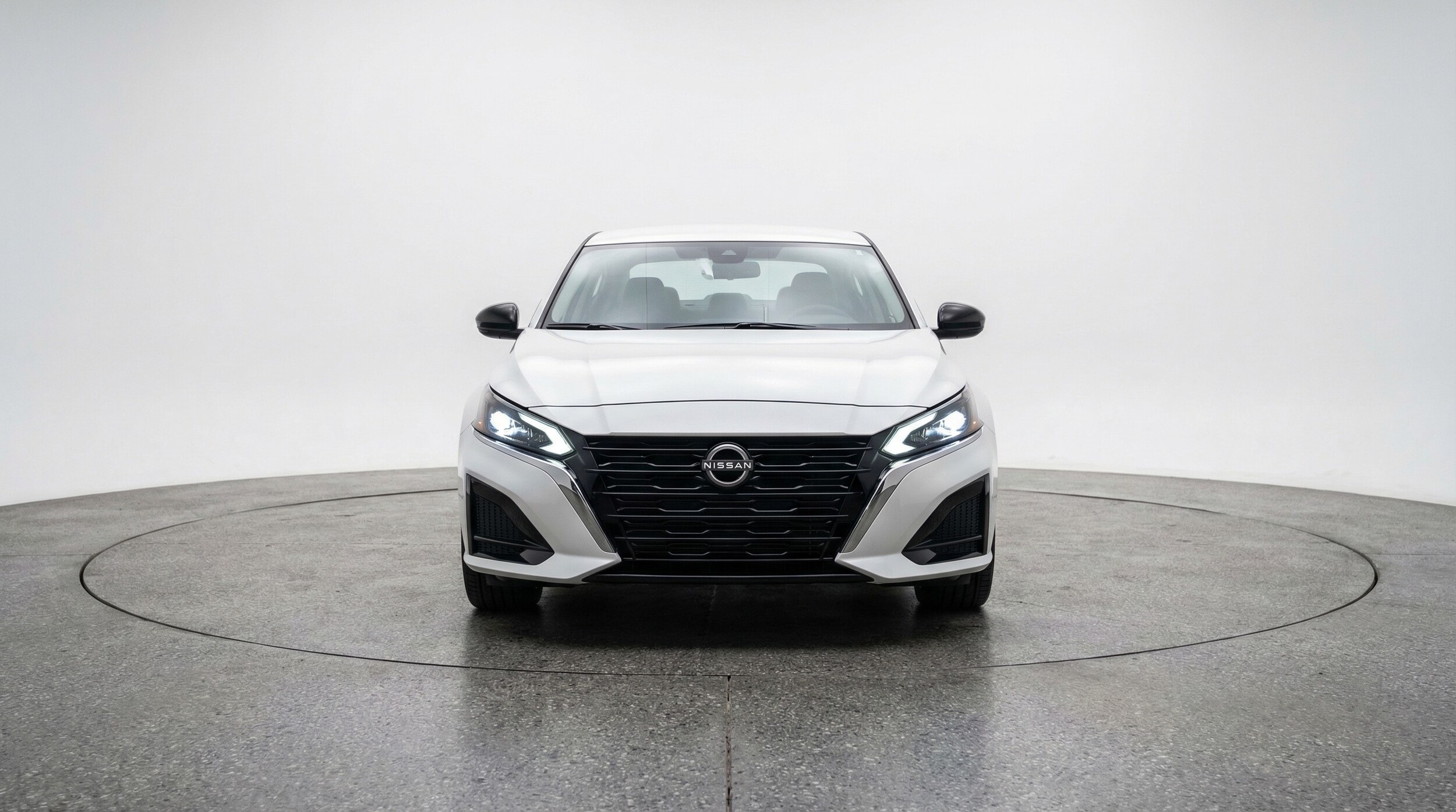 Thumbnail: 2025 Nissan Altima - 2