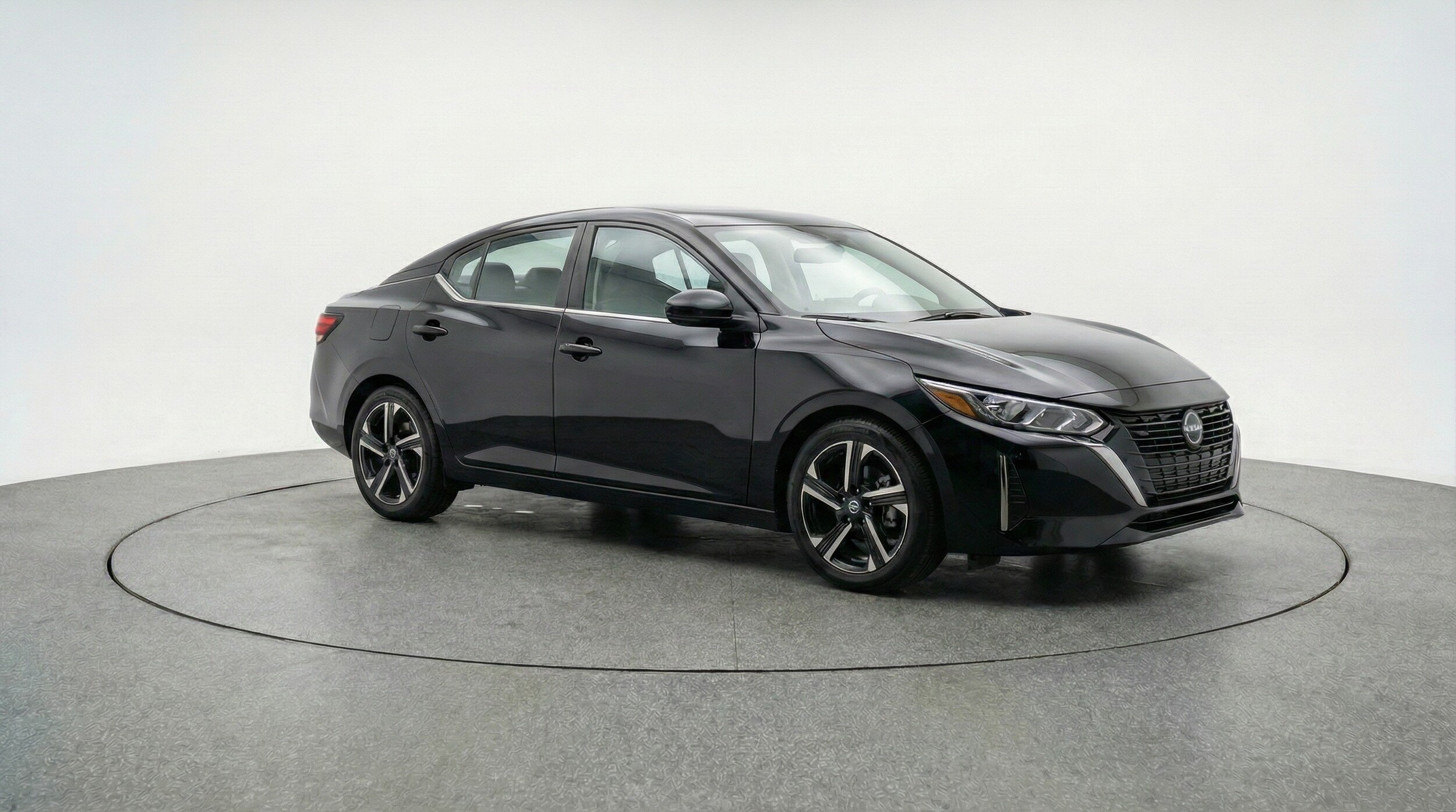 Thumbnail: 2025 Nissan Sentra - 1