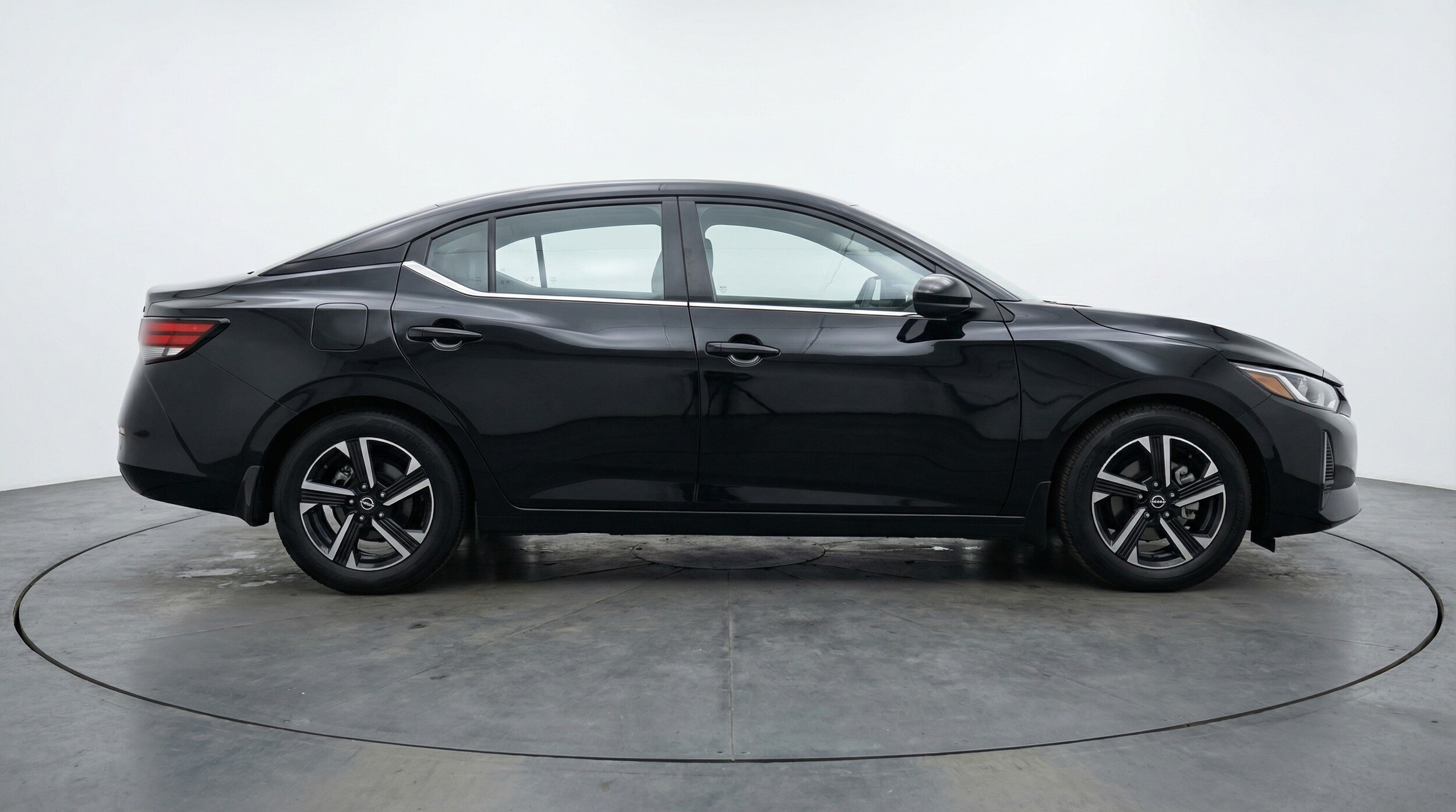 Thumbnail: 2025 Nissan Sentra - 8