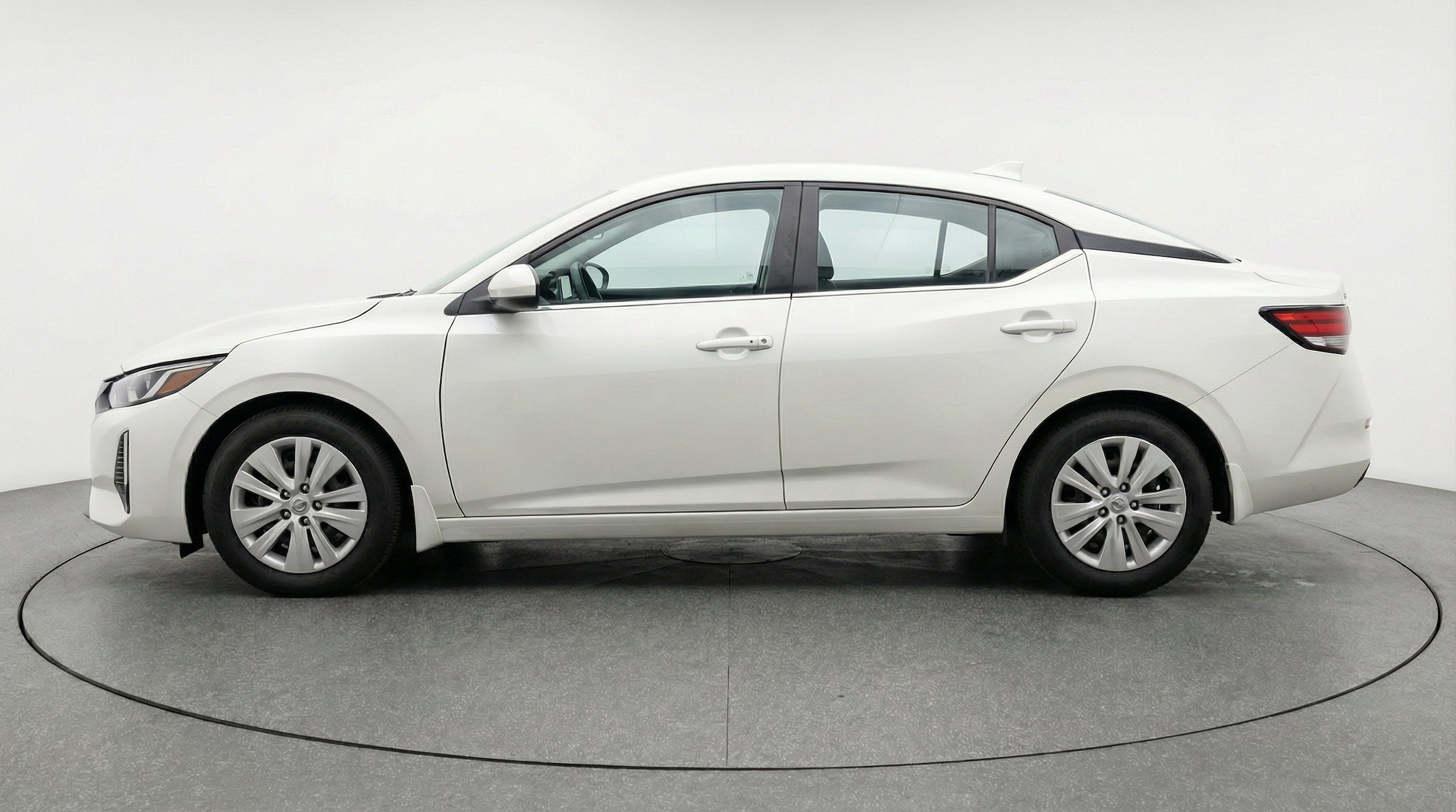 Thumbnail: 2025 Nissan Sentra - 5
