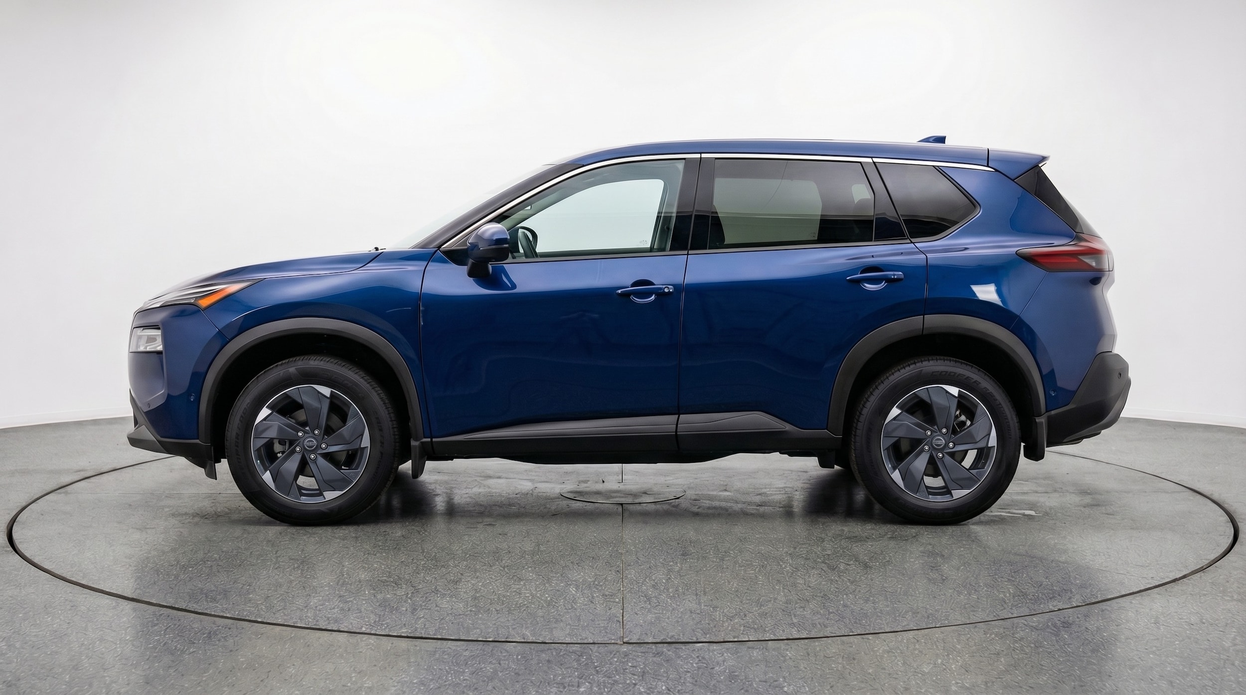 Thumbnail: 2025 Nissan Rogue - 4