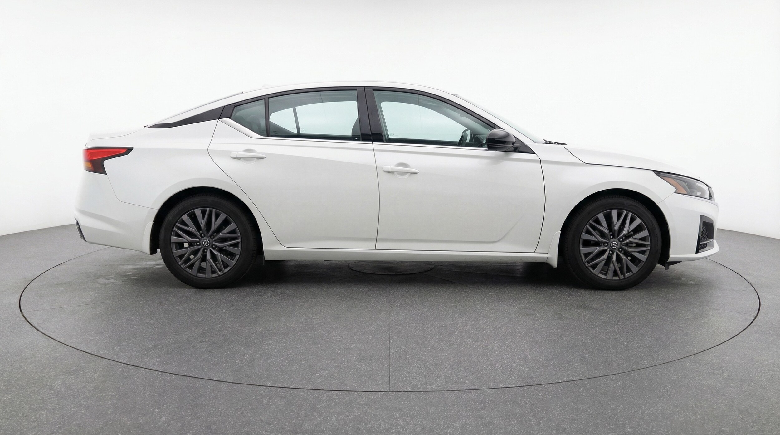 Thumbnail: 2025 Nissan Altima - 8