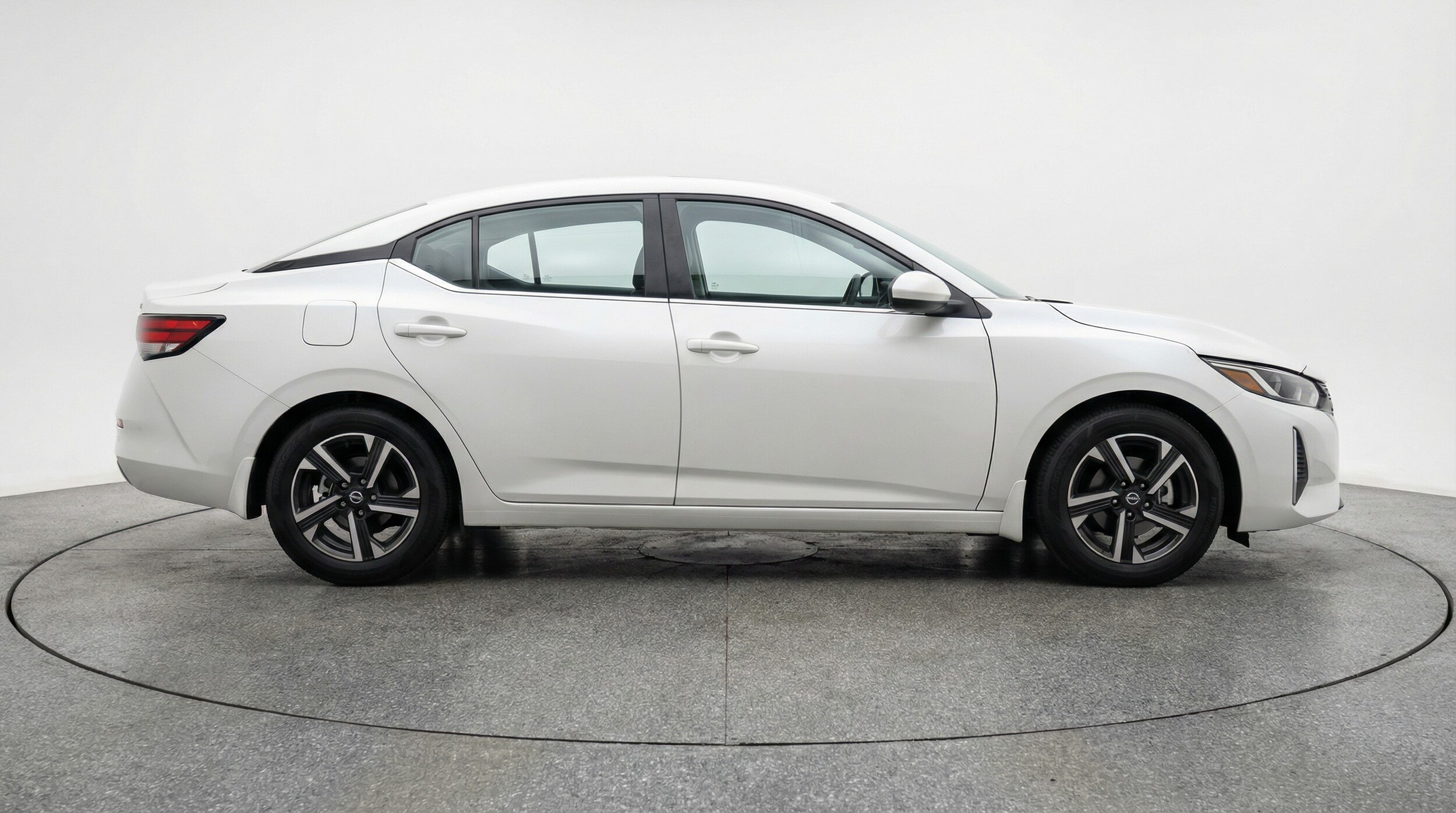 Thumbnail: 2025 Nissan Sentra - 8