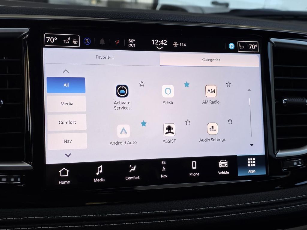 2026 Chrysler Pacifica Limited - Photo 29