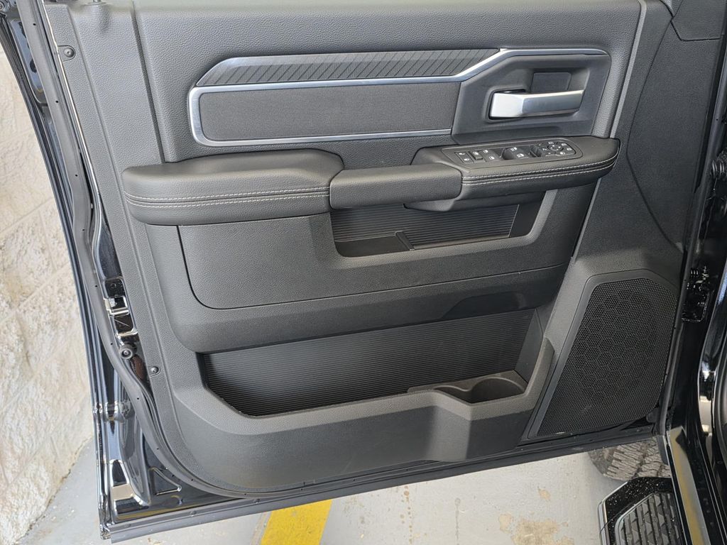 2026 RAM 2500 Big Horn - Photo 41