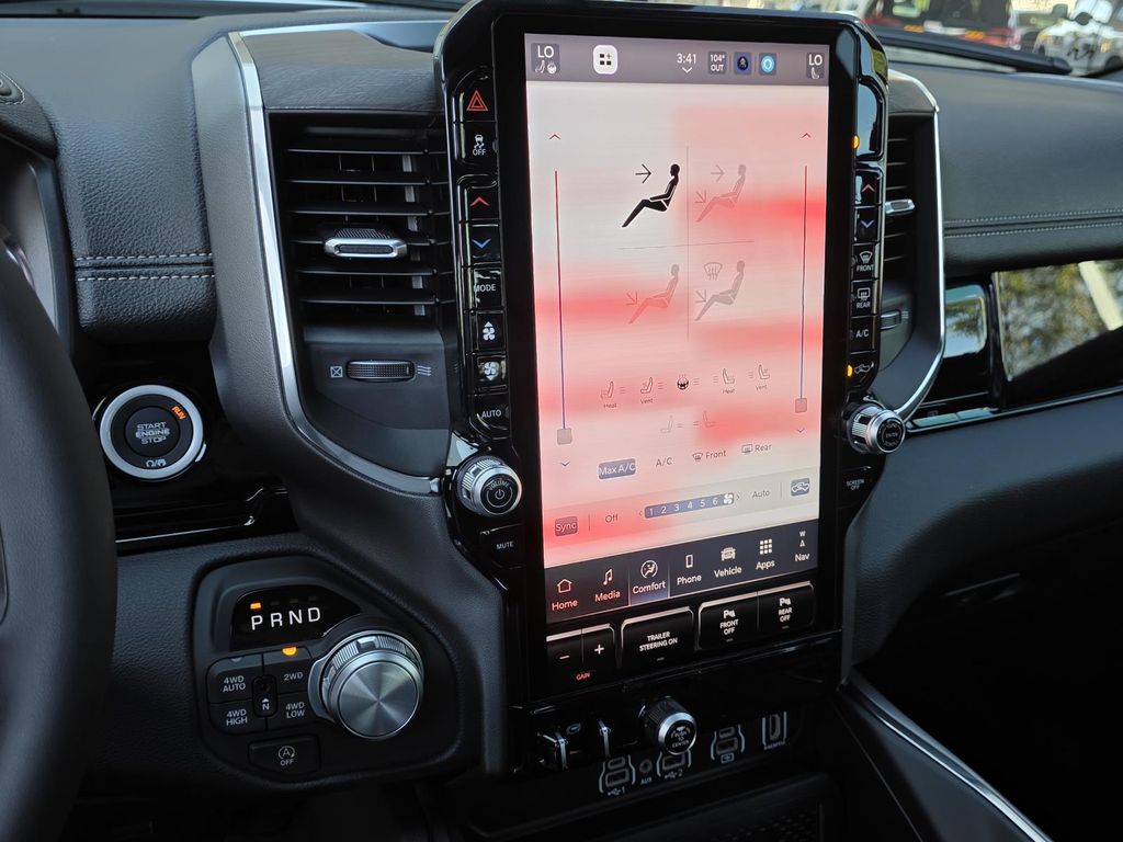 2026 RAM 1500 Laramie - Photo 18