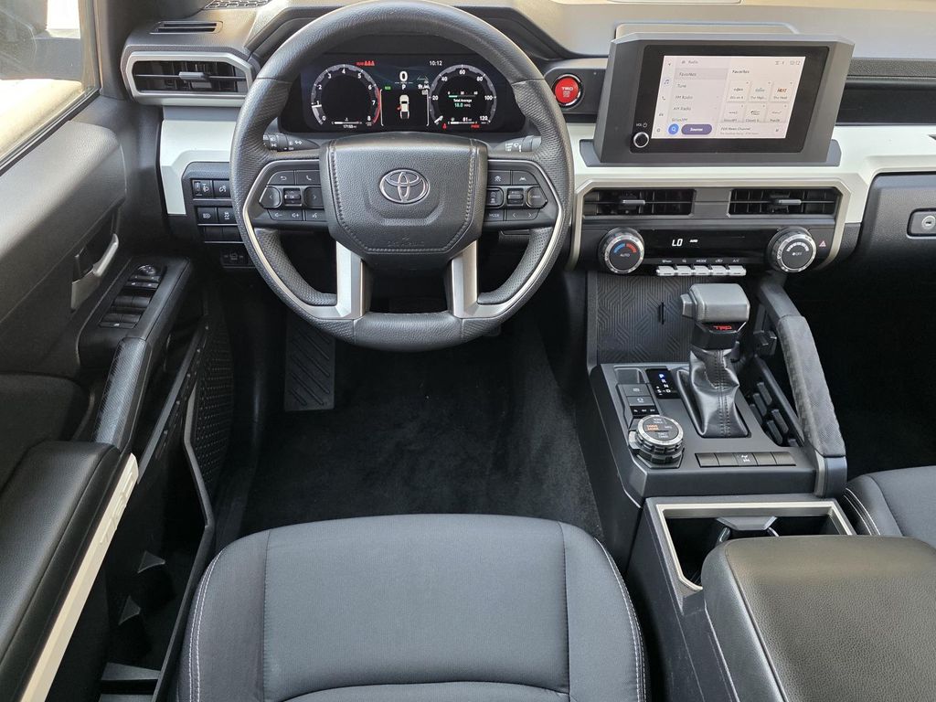 2024 Toyota Tacoma SR5 - Photo 10