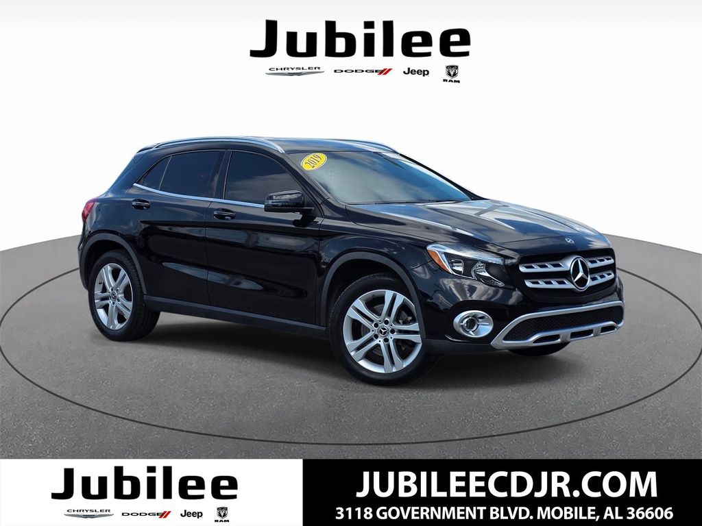 2019 Mercedes-Benz GLA GLA250's photo