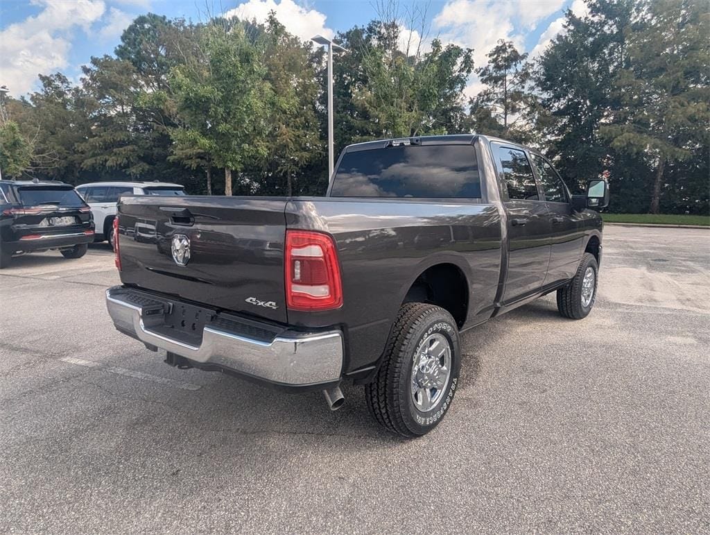 2024 Ram 2500 Tradesman photo 2