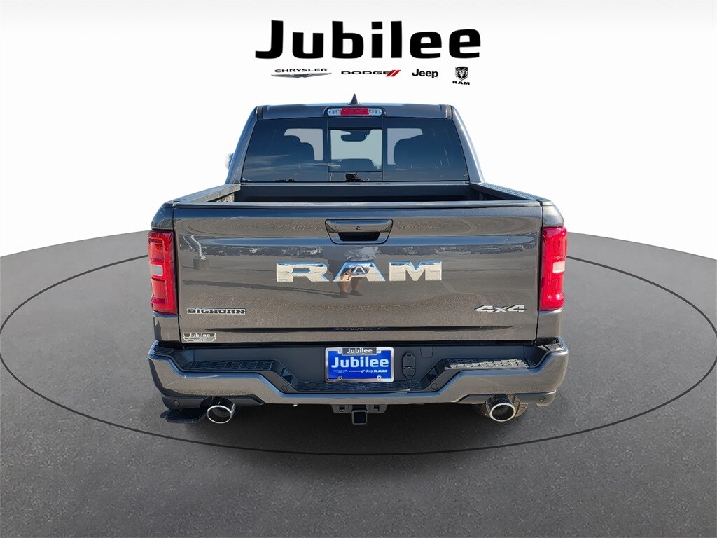 New 2026 Ram 1500 BIG HORN CREW CAB 4X4 5'7 BOX Pickup