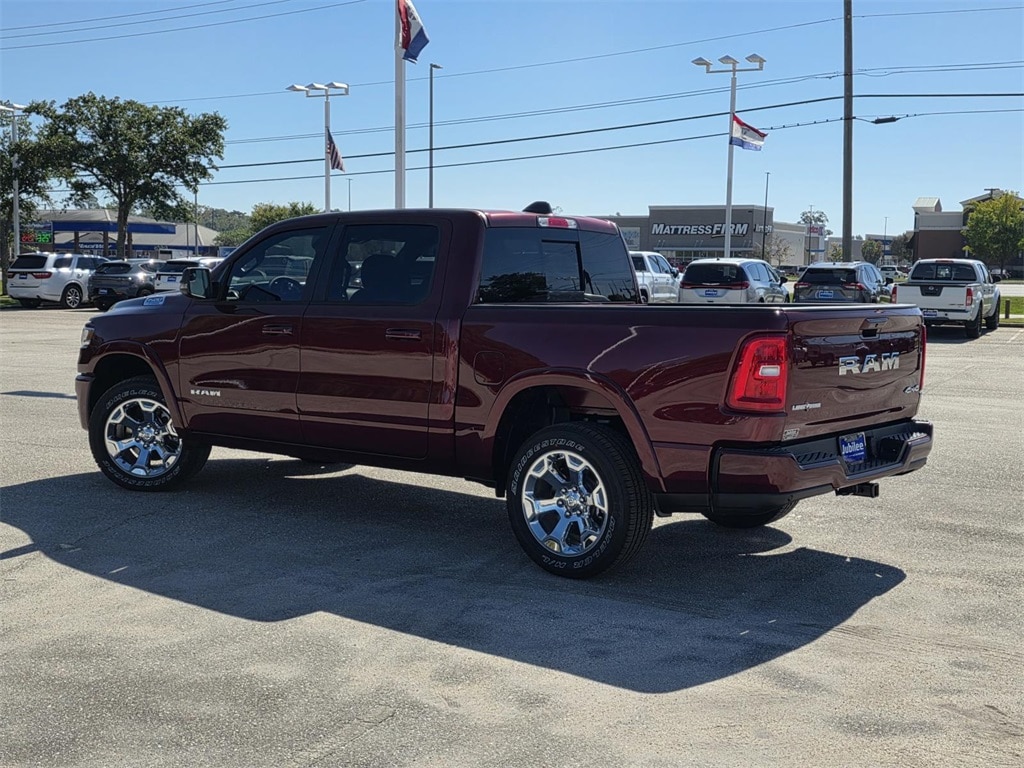 New 2025 Ram 1500 LONE STAR CREW CAB 4X4 5'7 BOX Pickup
