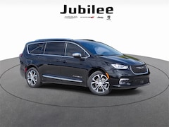 2026 Chrysler Pacifica PINNACLE AWD Passenger Van