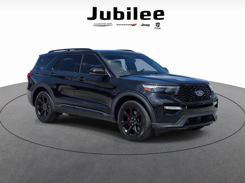 2022 Ford Explorer ST 4WD's photo