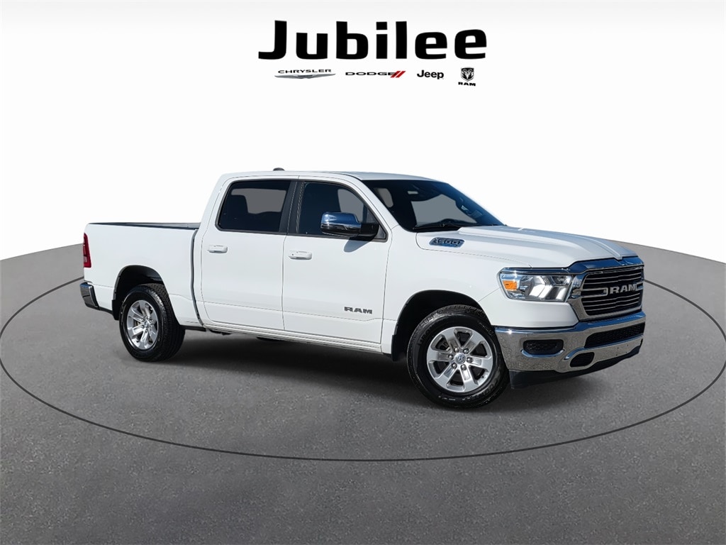 2024 RAM Ram 1500 Pickup Laramie's photo