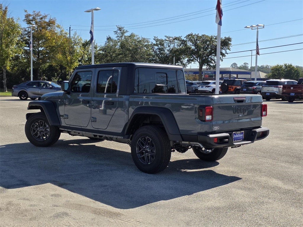 New 2025 Jeep Gladiator SPORT S 4X4 Pickup