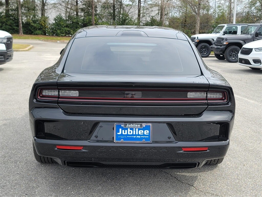 2025 Dodge Charger R/T photo 3