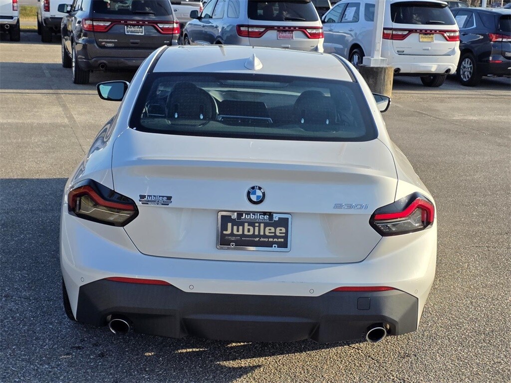2022 Bmw 230i photo 3