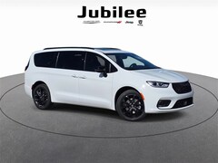 2026 Chrysler Pacifica LIMITED AWD Passenger Van