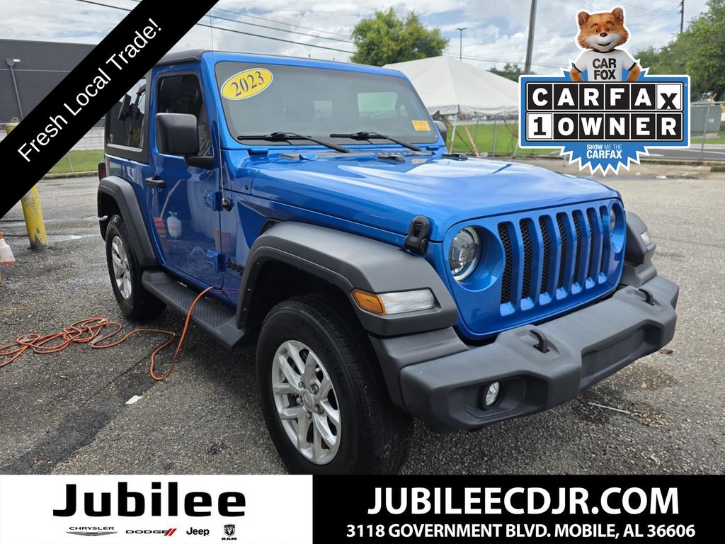 2023 Jeep Wrangler Sport S's photo