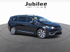 2018 Chrysler Pacifica Hybrid Limited Minivan/Van