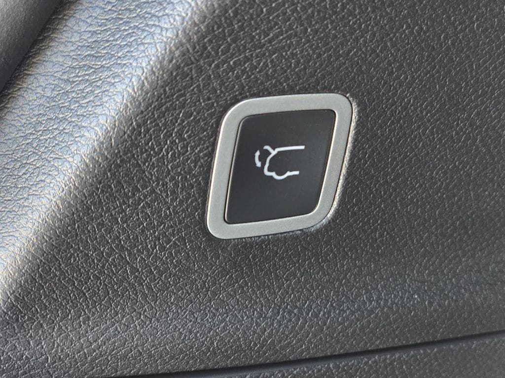 2026 Chrysler Pacifica Limited - Photo 16