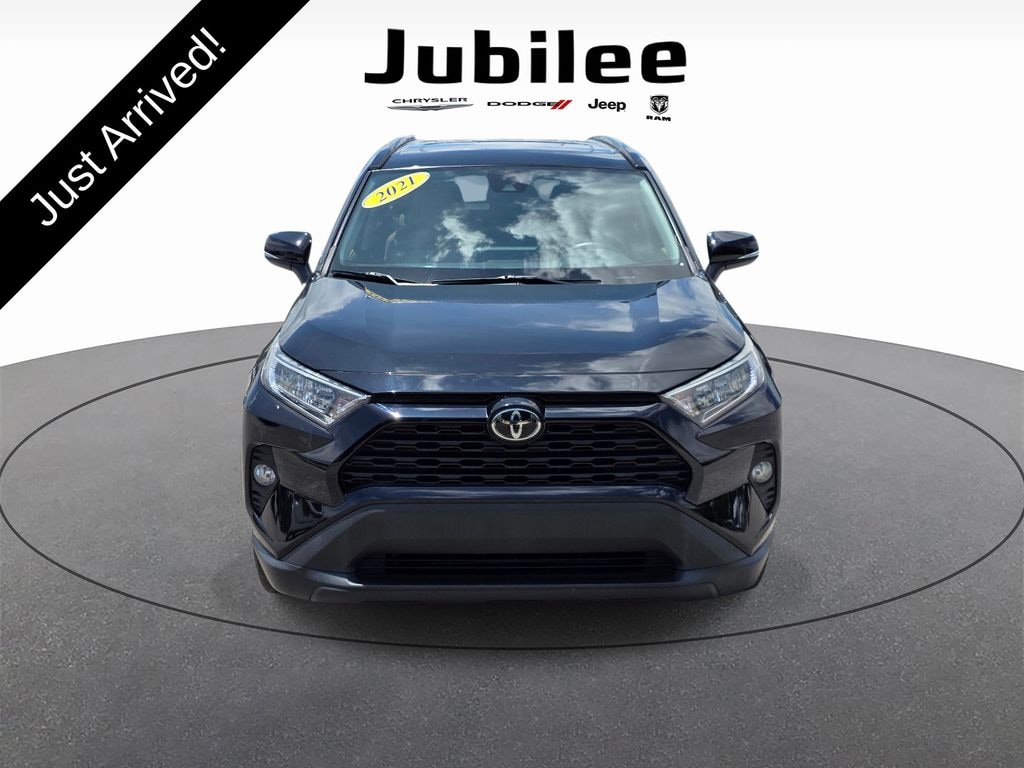 Used 2021 Toyota RAV4 XLE SUV