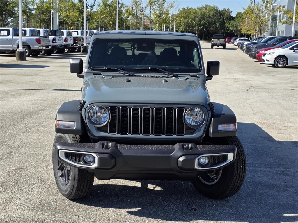 New 2025 Jeep Gladiator SPORT S 4X4 Pickup