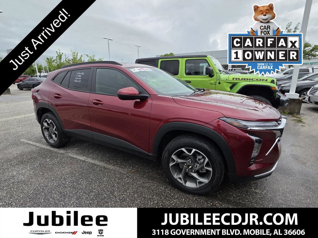 2024 Chevrolet Trax LT's photo
