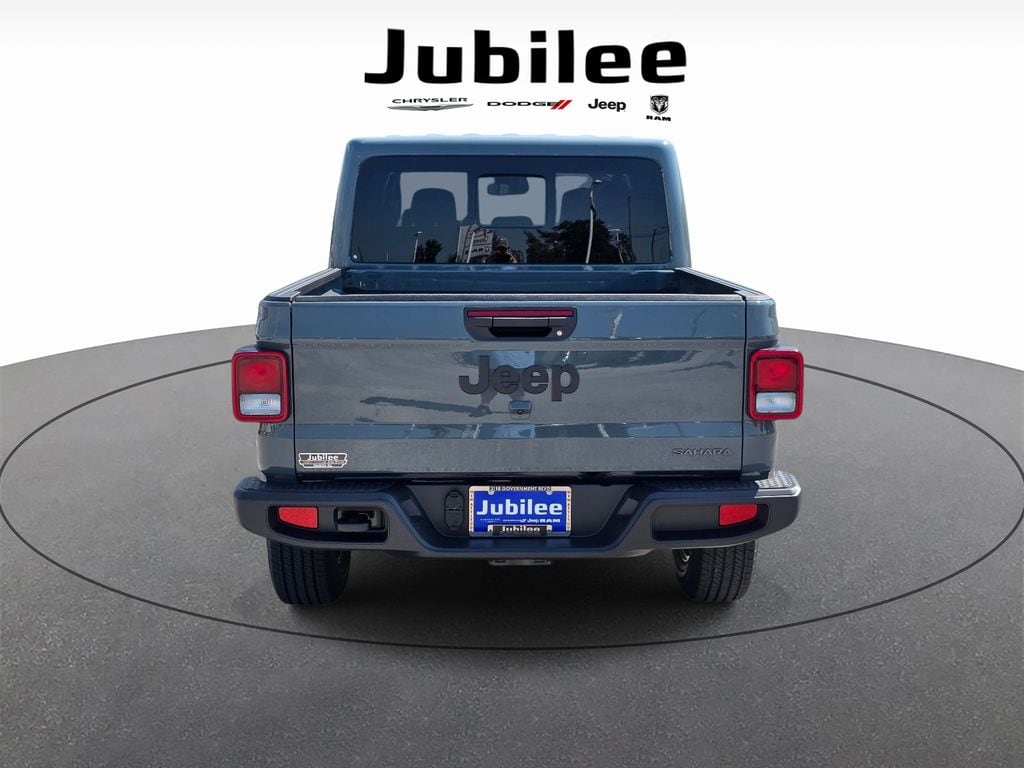 New 2026 Jeep Gladiator SAHARA 4X4 Pickup