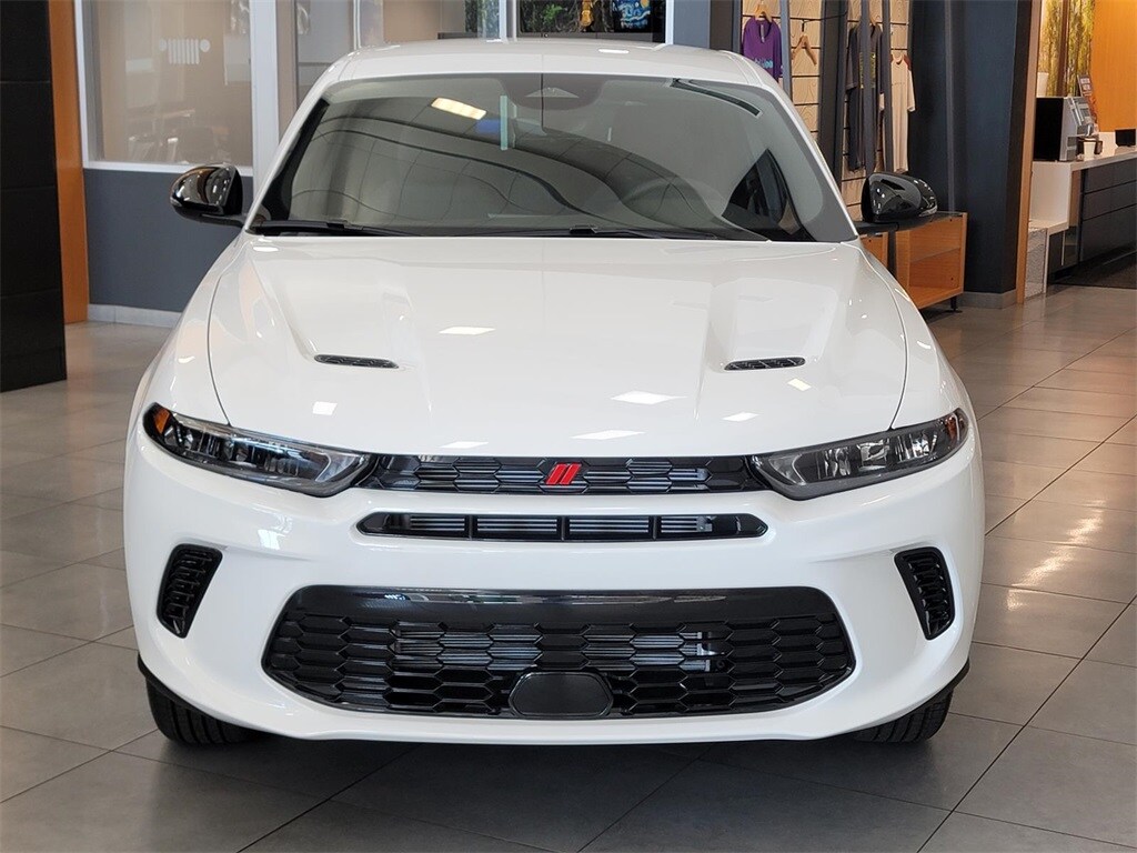 2025 Dodge Hornet GT photo 2