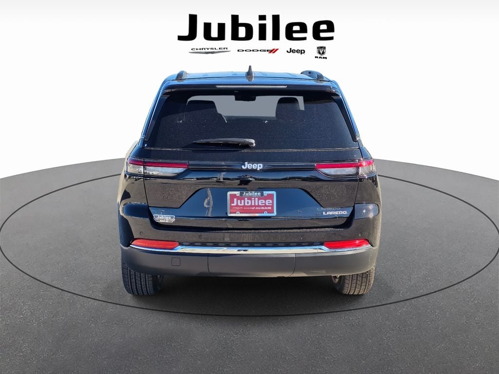 New 2025 Jeep Grand Cherokee LAREDO X 4X2 Sport Utility