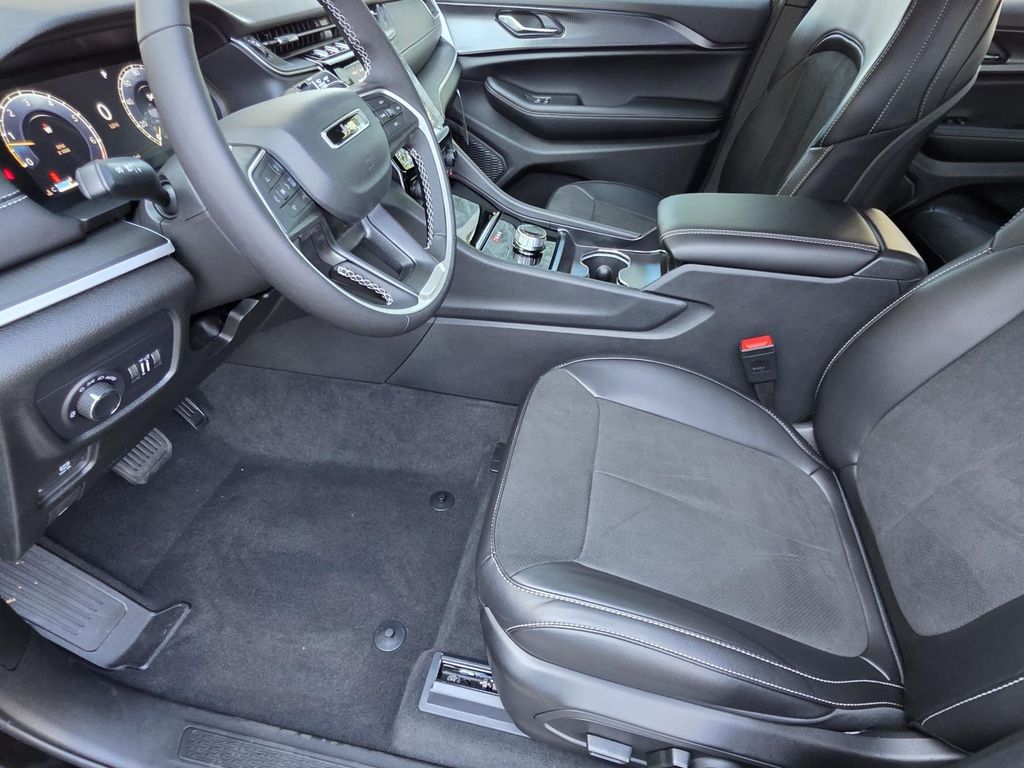 2025 Jeep Grand Cherokee L Altitude - Photo 7