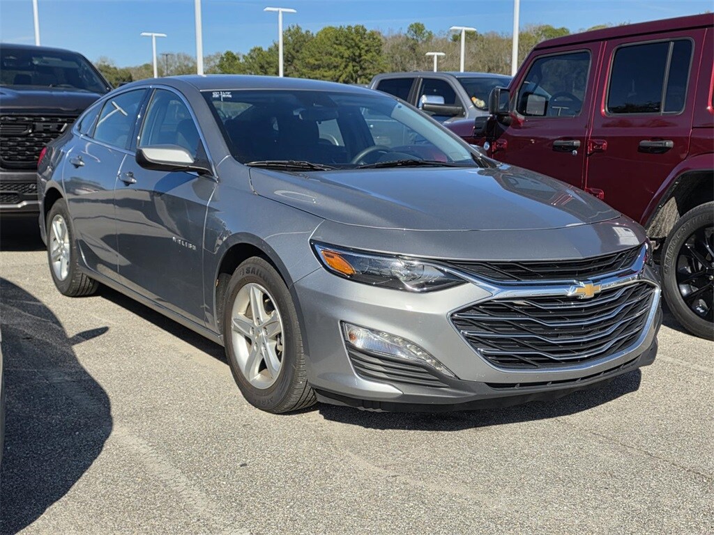 Used 2024 Chevrolet Malibu LT Sedan