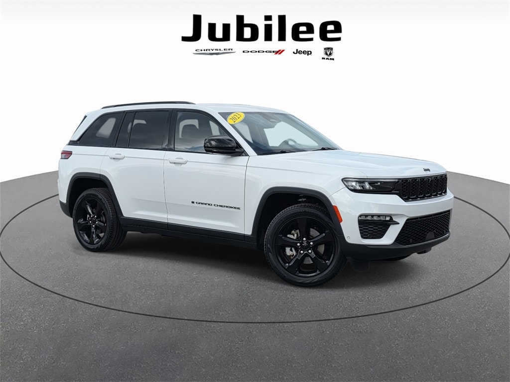 2023 Jeep Grand Cherokee Limited's photo