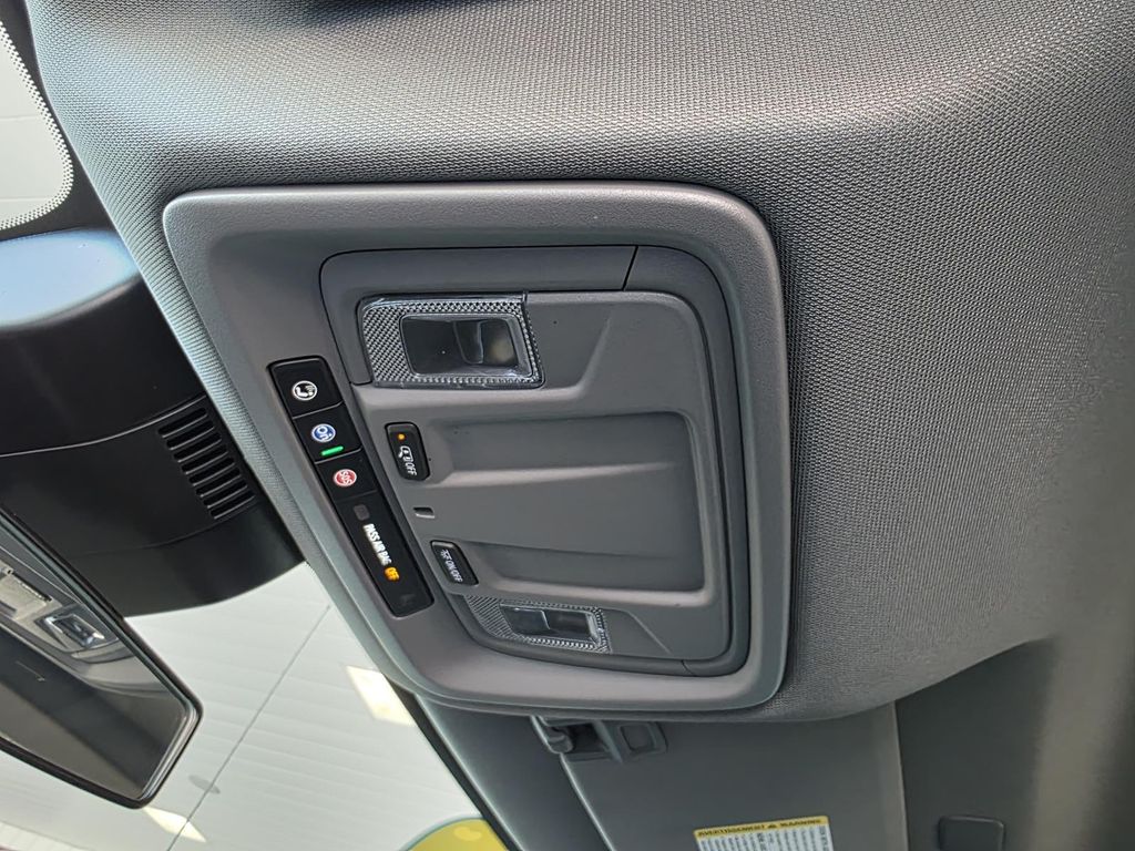 2024 Chevrolet Silverado 1500 RST - Photo 23