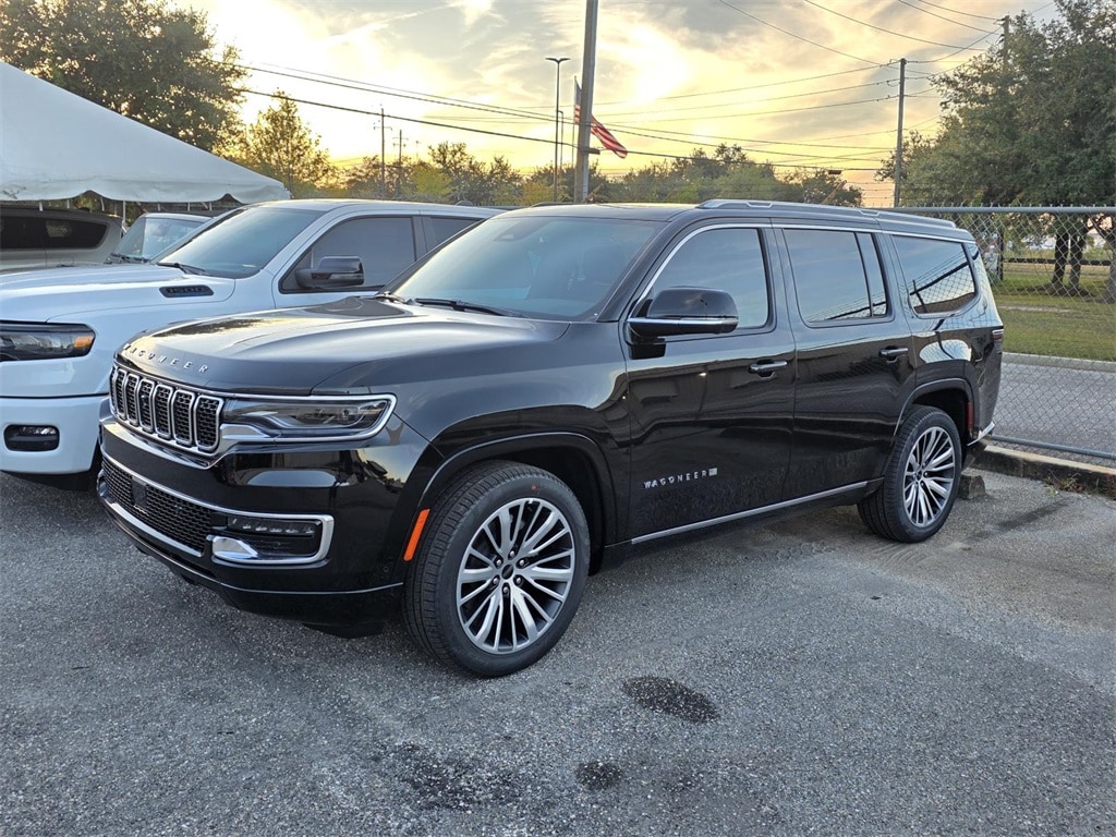 New 2025 Jeep Wagoneer LIMITED 4X4 Sport Utility
