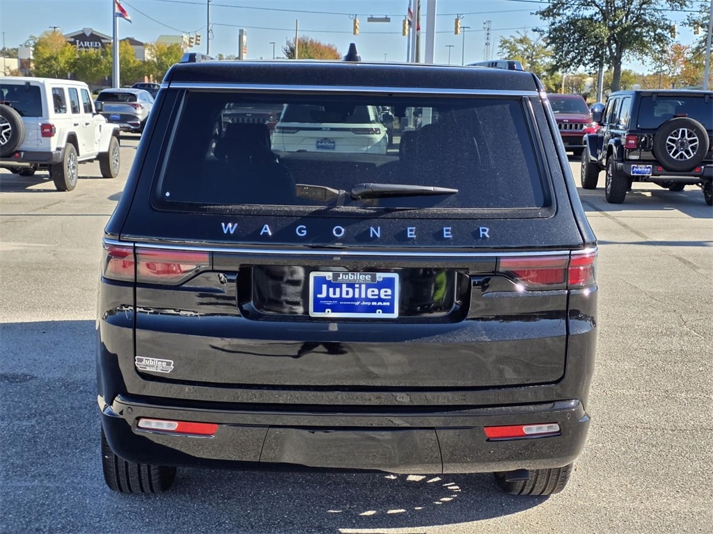 New 2025 Jeep Wagoneer LIMITED 4X4 Sport Utility