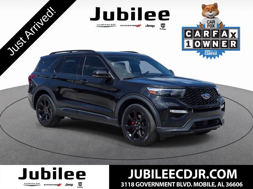 2022 Ford Explorer ST 4WD's photo