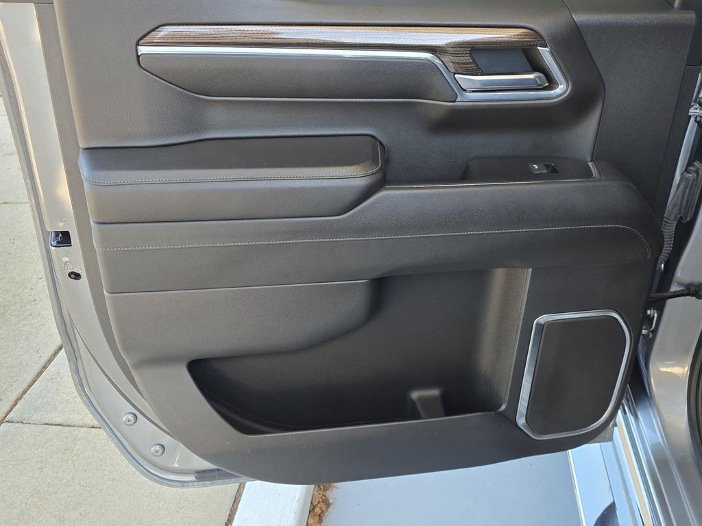 2024 Chevrolet Silverado 1500 RST - Photo 31