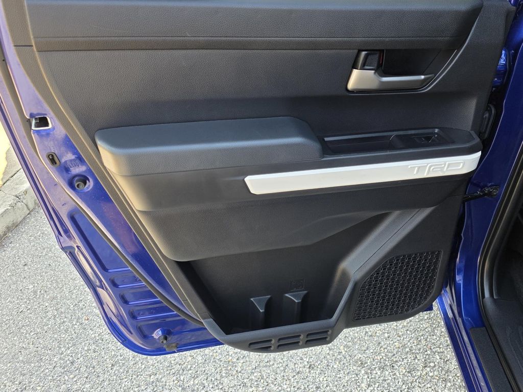2024 Toyota Tacoma SR5 - Photo 30