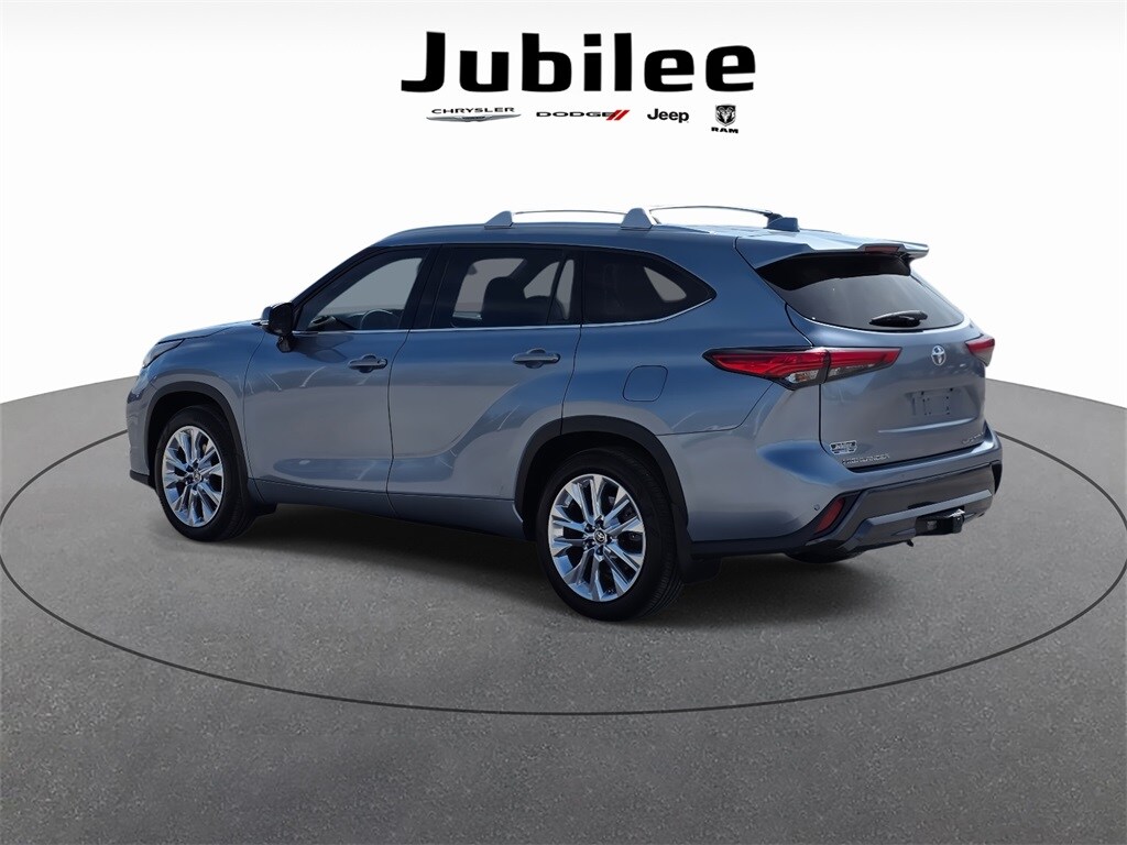 Used 2023 Toyota Highlander Limited SUV