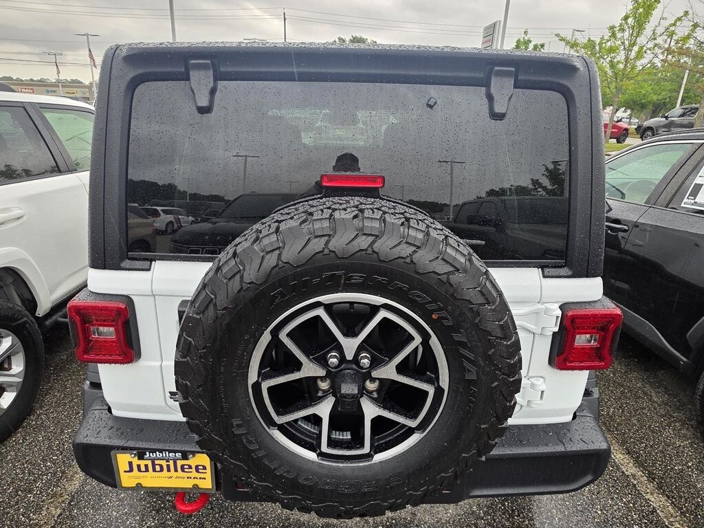 Used 2025 Jeep Wrangler Rubicon SUV