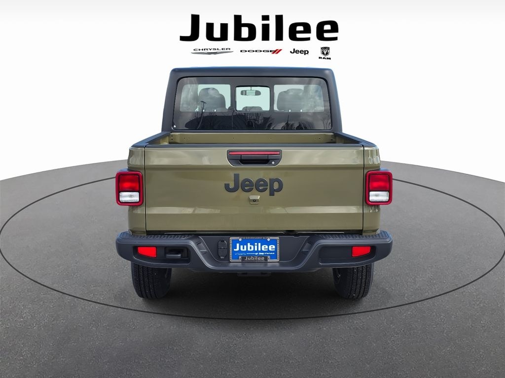 New 2026 Jeep Gladiator SPORT 4X4 Pickup