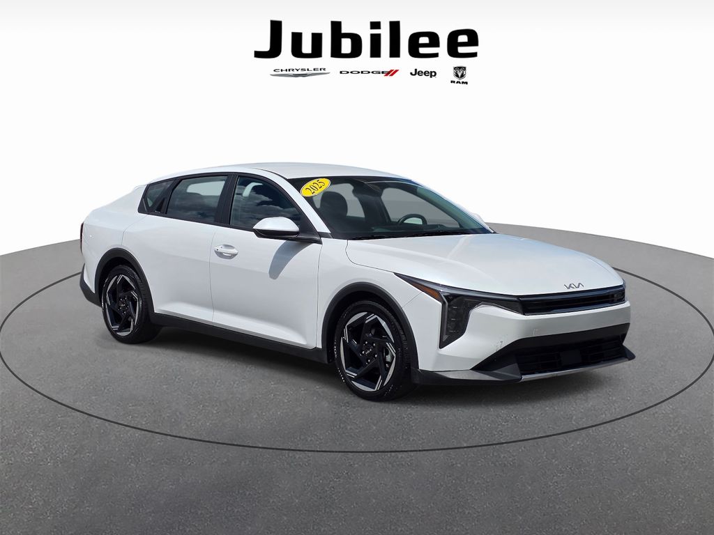 2025 Kia K4