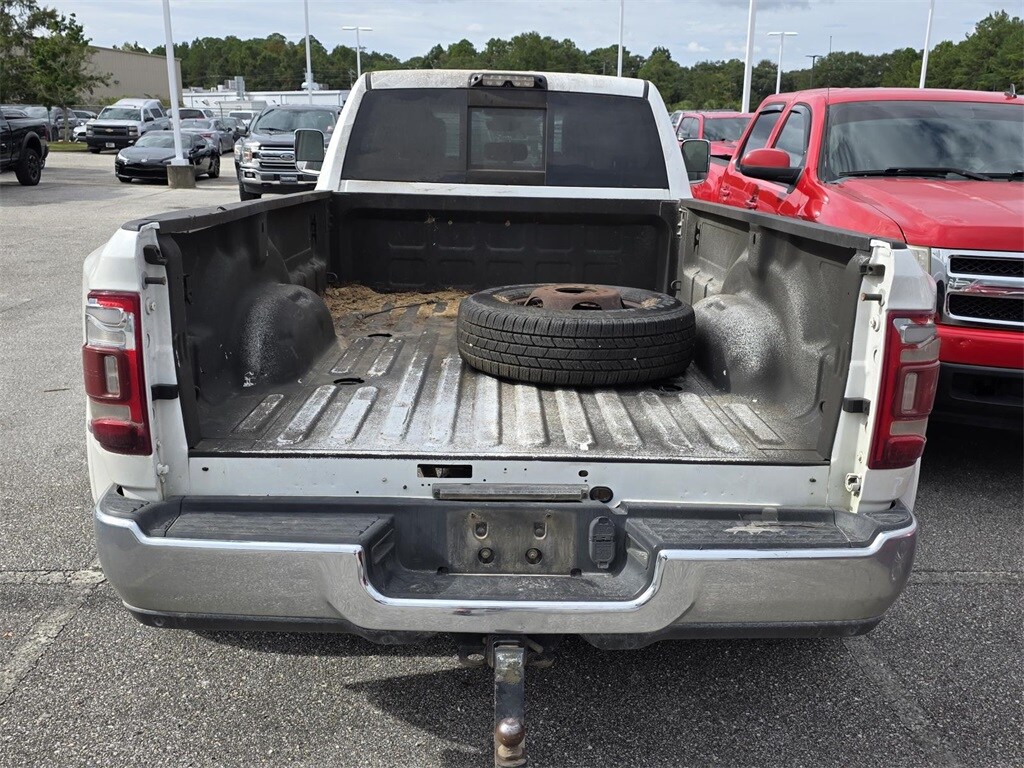 2019 Ram 3500 Laramie photo 2