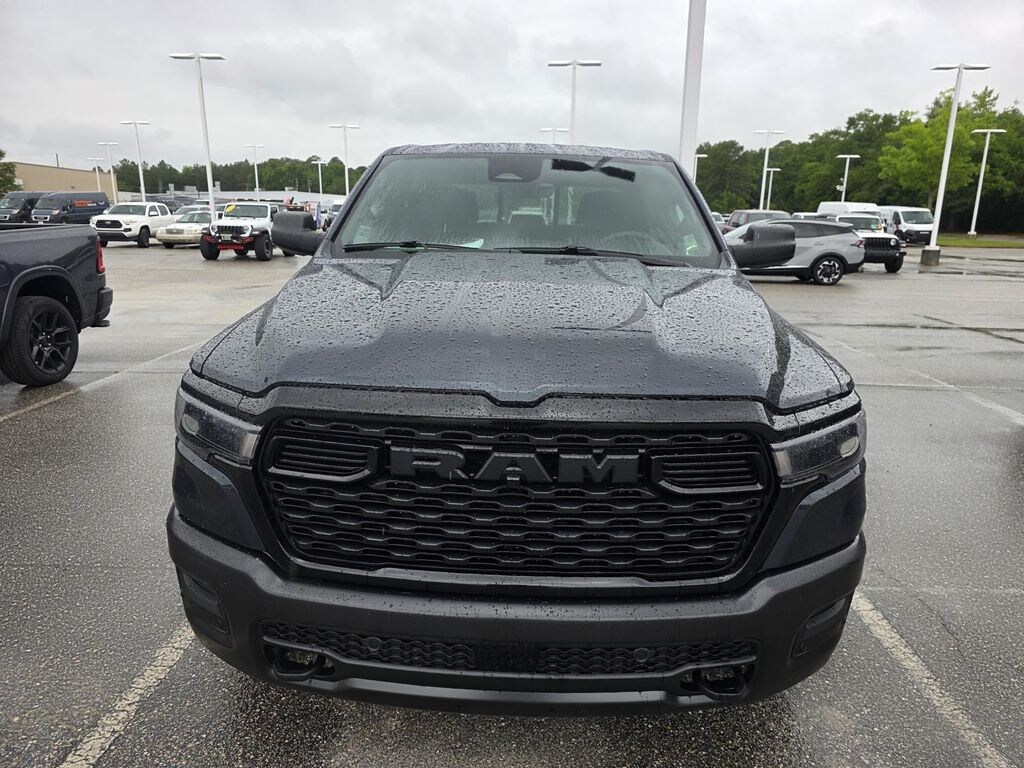New 2026 Ram 1500 WARLOCK CREW CAB 4X4 5'7 BOX Pickup